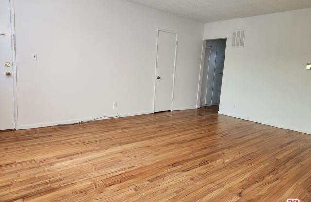 8853 Alcott St unit: 2