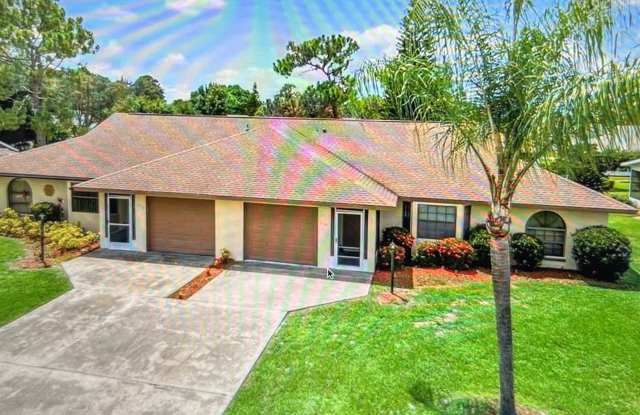 Photo of 5516 Granada Blvd