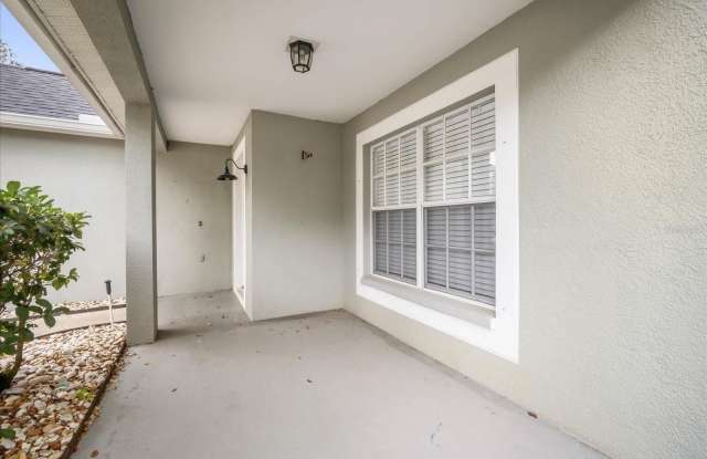 6715 SUMMER HAVEN DRIVE