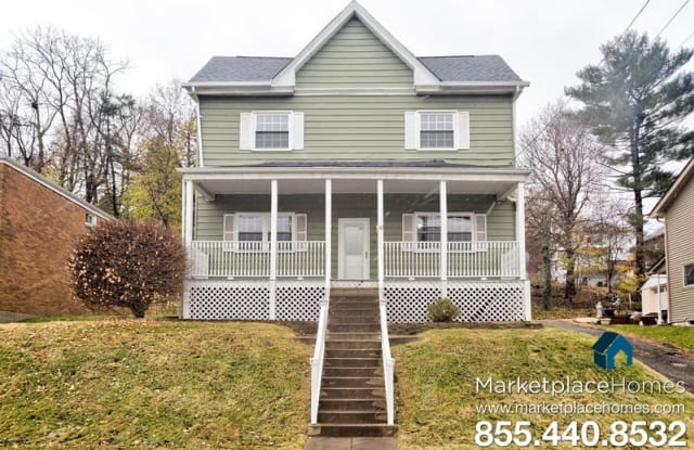 132 E Eugene Ave - 132 East Eugene Avenue, Munhall, PA 15120