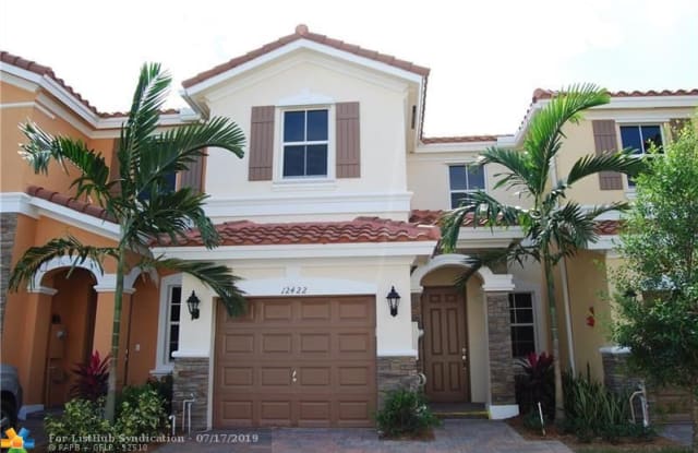 12422 Emerald Creek Court - 12422 NW Emerald Creek Ct, Plantation, FL 33325