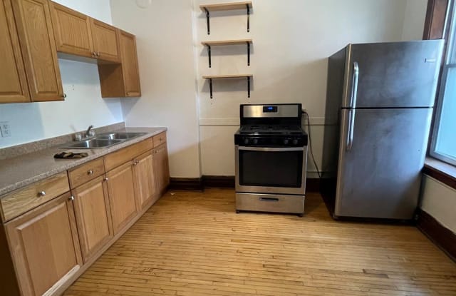 2842 W Shakespeare Ave - 2842 West Shakespeare Avenue, Chicago, IL 60647