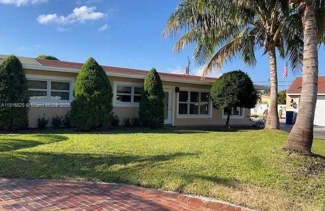 Photo of 4281 NE 13th Ave