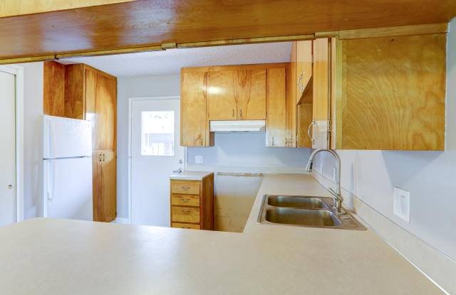 210 North College Avenue Unit A12