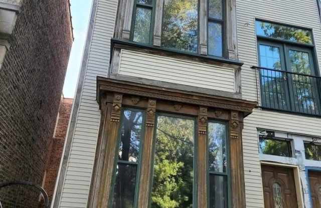 1654 N Richmond Street