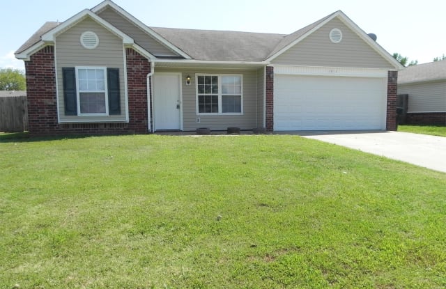 1011 West 23rd Street - 1011 West 23rd Place North, Claremore, OK 74017