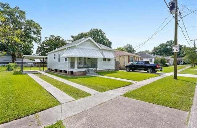 163 JEFFERSON HEIGHTS Avenue