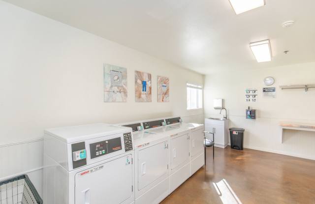 Casa Serena - Senior Housing