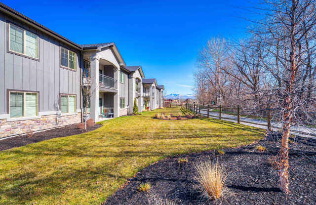 Eagle River Apartments