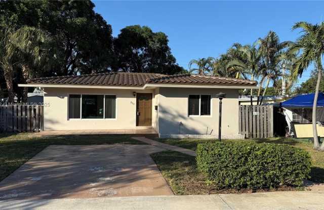 Photo of 212 SW 13th St