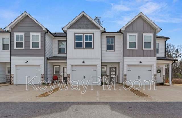 4520 Chestnut Trail