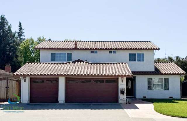 $4795 - Beautiful and Well Maintained South Gilroy Home w/ Salt Water Pool!!