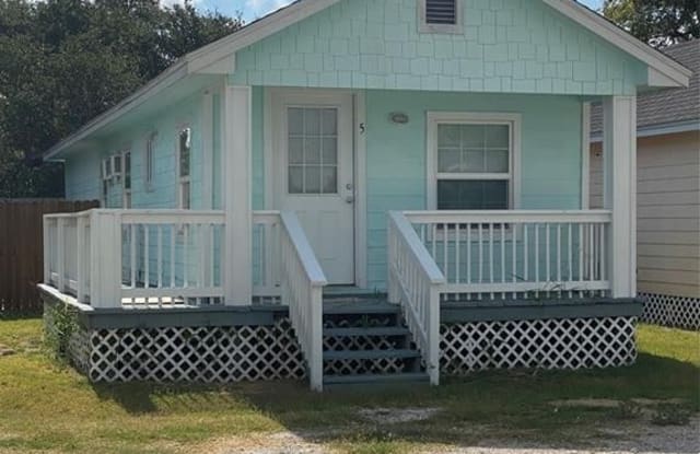 609 W Liberty St - 609 West Liberty Street, Aransas County, TX 78382