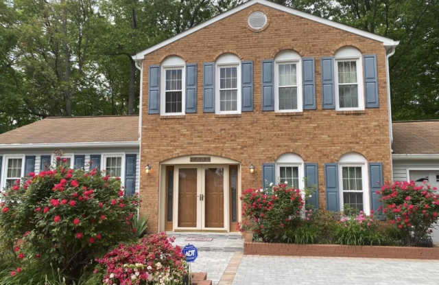 7801 CLIFFSIDE COURT