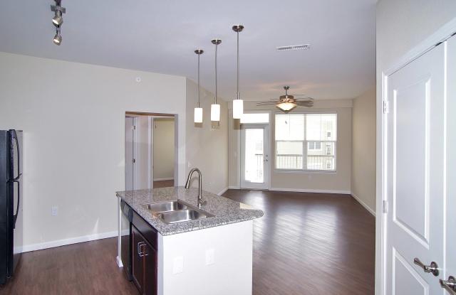 Reveal on Cumberland Apartments