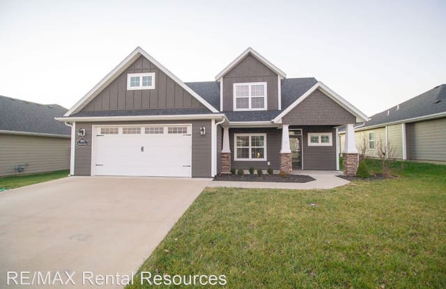 7407 Pemberton Dr - 7407 Pemberton Drive, Columbia, MO 65203