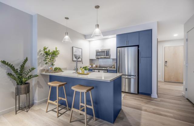 Photo of 1550 on the Charles