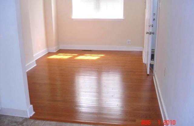 2022 S JUNIPER STREET