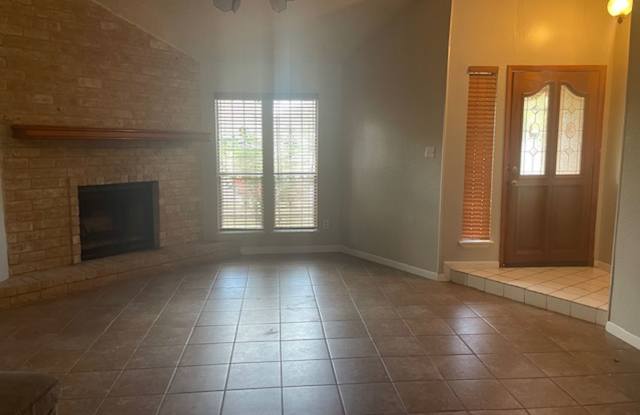 Southside/Saratoga townhome, Best rate you will find!