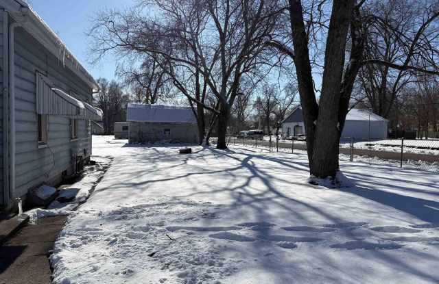 2916 W MEIDROTH Street