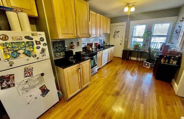 Photo of 49 Hyde Park Ave