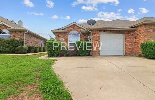 5604 Blackmon Court - 5604 Blackmon Court, Fort Worth, TX 76137