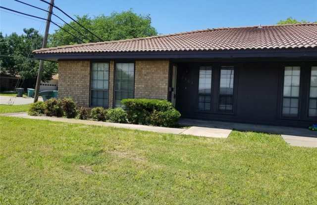 2303 N Woods Street - 2303 North Woods Street, Sherman, TX 75092