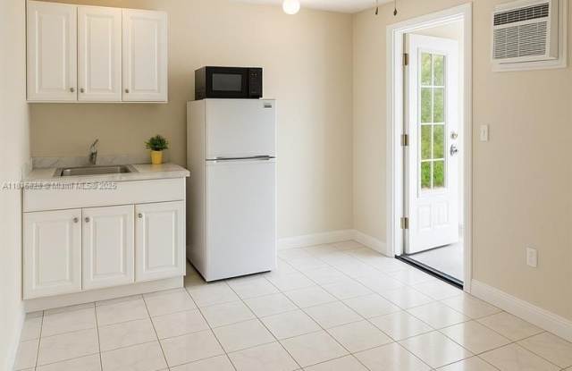 Photo of 2810 NW 51st St