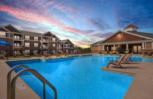 The Astoria Apartment Homes