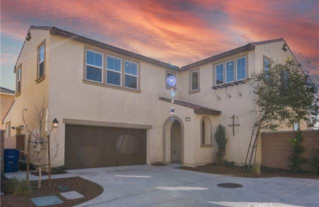 4286 S Bryce Canyon Trail