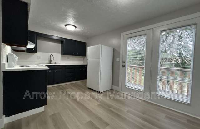 Photo of 218 Park Avenue -5
