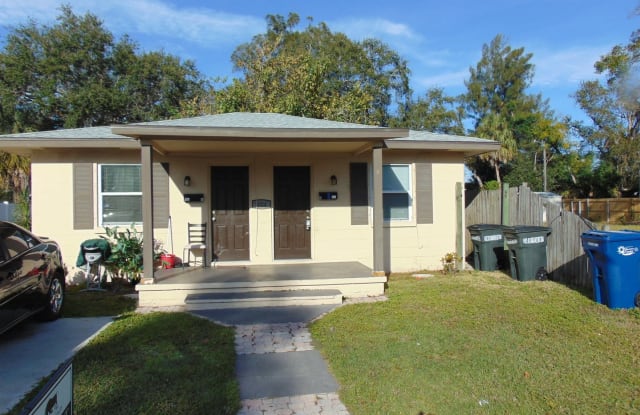 1004 W 27th Ave  Unit A - 1004 27th Avenue West, South Bradenton, FL 34205