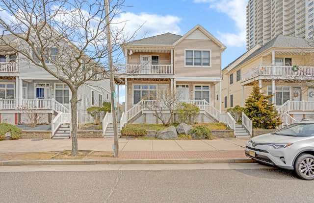 129 N New Hampshire Ave