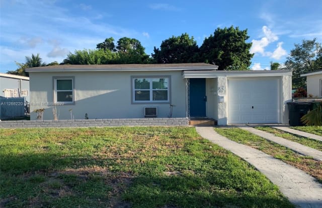 60 NW 122nd St - 60 Northwest 122nd Street, North Miami, FL 33168