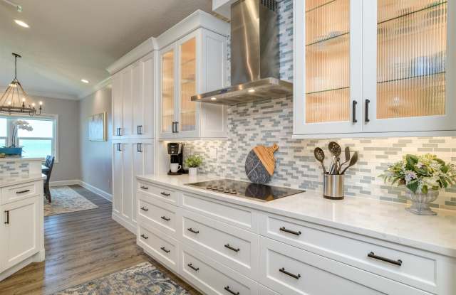 616 Mediterranean Way