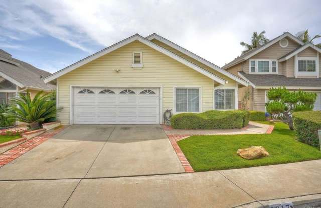6817 Watercourse Drive