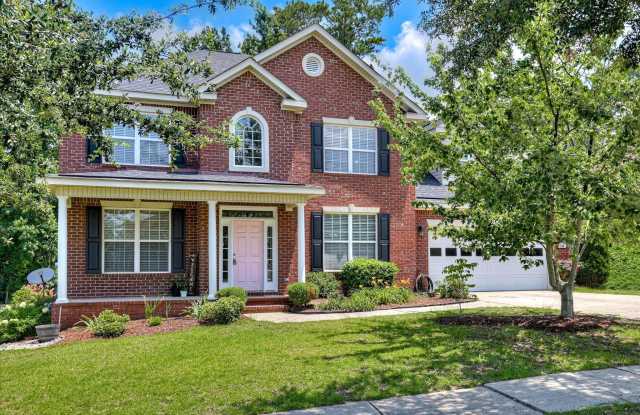 158 Kenilworth Drive