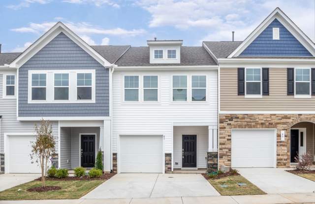 Brand New Townhome in Flowers Plantation! 1 Car Garage and Full Size Washer/Dryer Included! - 41 Clear Bead Court, Johnston County, NC 27527