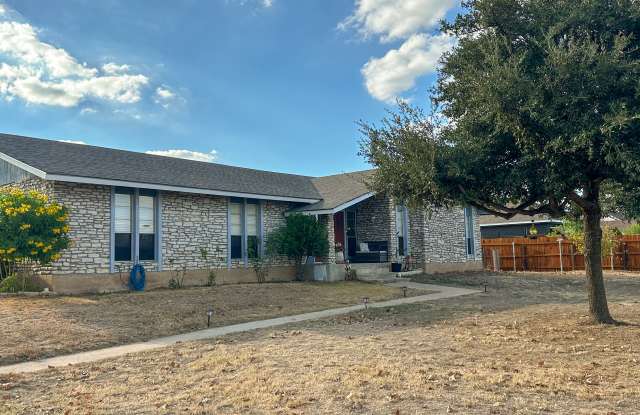 Photo of 81 Family Cir