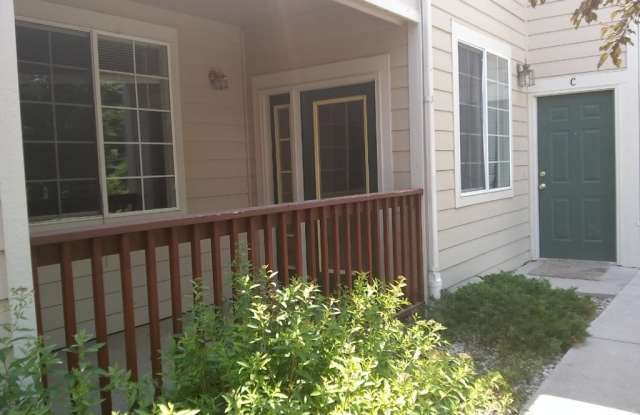 Beautiful 3 Bed, 2 Bath Condo in NW Fort Collins!