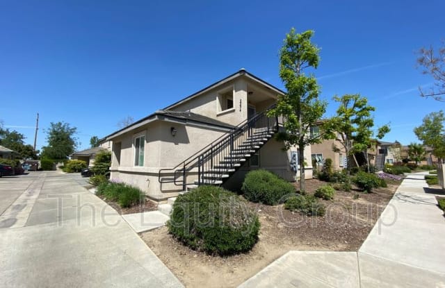 2234 West Lark Avenue - 2234 West Lark Avenue, Visalia, CA 93291