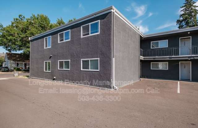 205 6th Ave SE