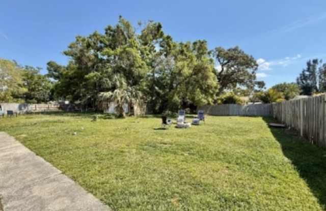 1045 11th Avenue Northwest - 6