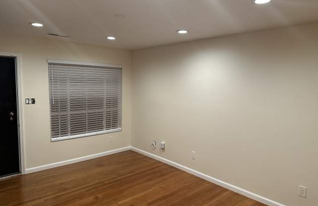 Photo of 4025 Fullington Street