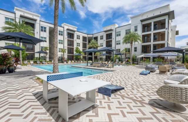 The Pearl Founders Square Apartments