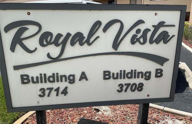 3708 SE 12th Avenue unit: 201