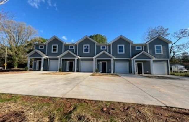 Brand New Townhomes w/Garage photos photos