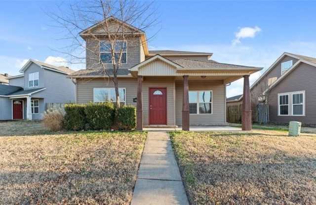 4600  W Colfax  LOOP