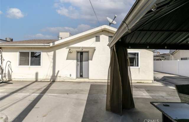 7947 Ethel Avenue 1/2