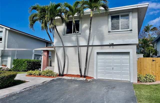 922 Northwest 106th Avenue Circle